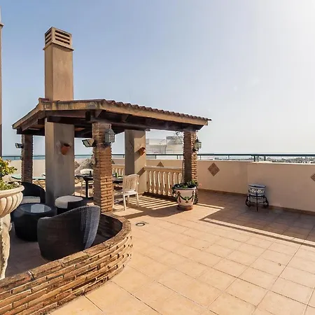 Apartment Stunning In Fuengirola